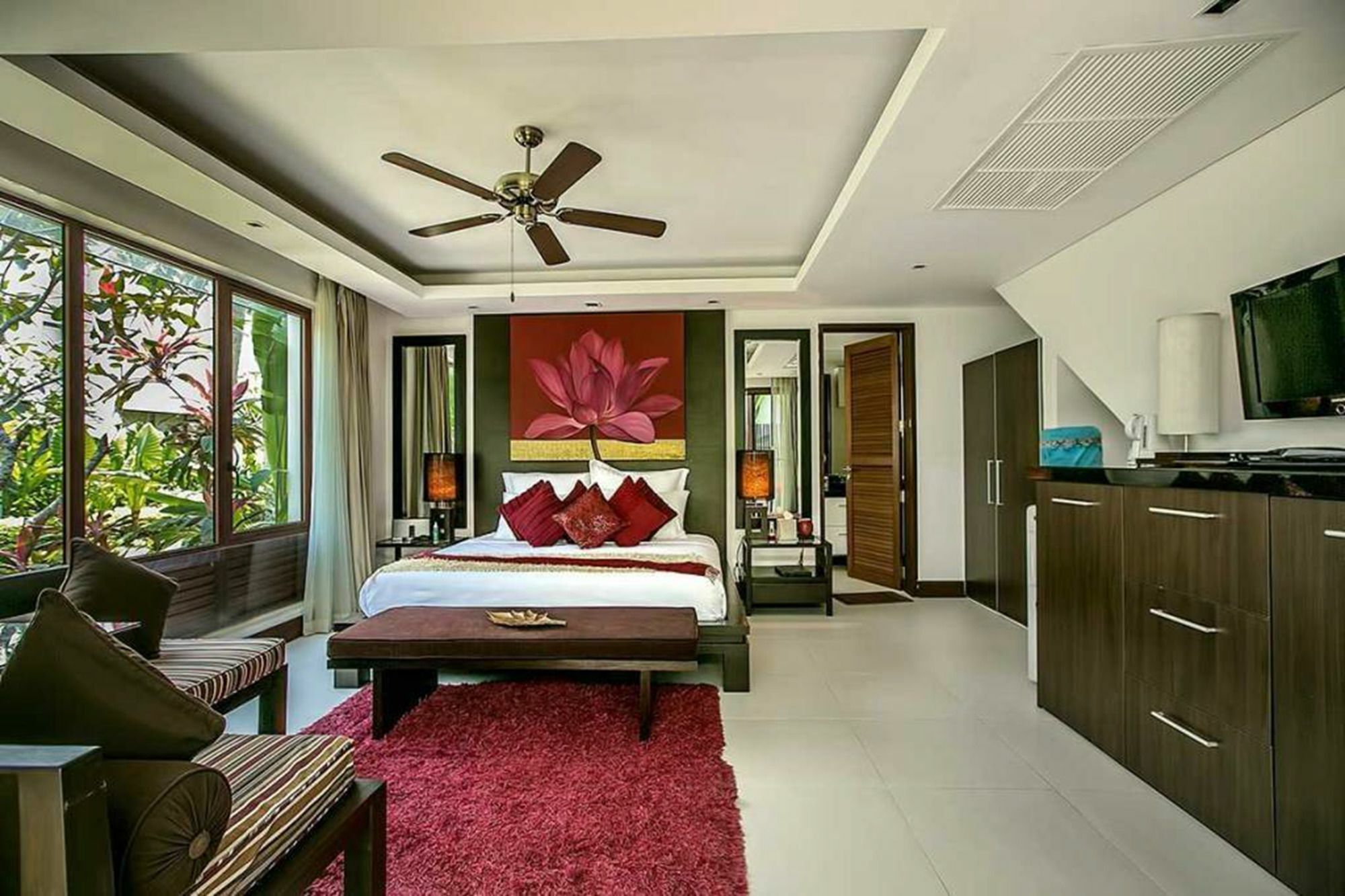 5 Bedroom Front Banyan